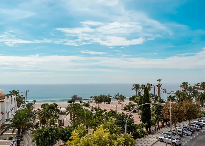 Rentitspain - - Vistas Unicas Al Mar Mediterraneo Нерха