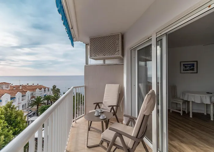 Rentitspain - - Vistas Unicas Al Mar Mediterraneo Нерха